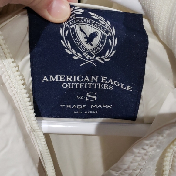 White Puffer Coat - Picture 7 of 8